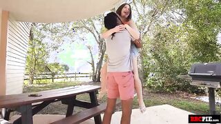 Воплощение заветной фантазии — первый раз с огромным чёрным членом